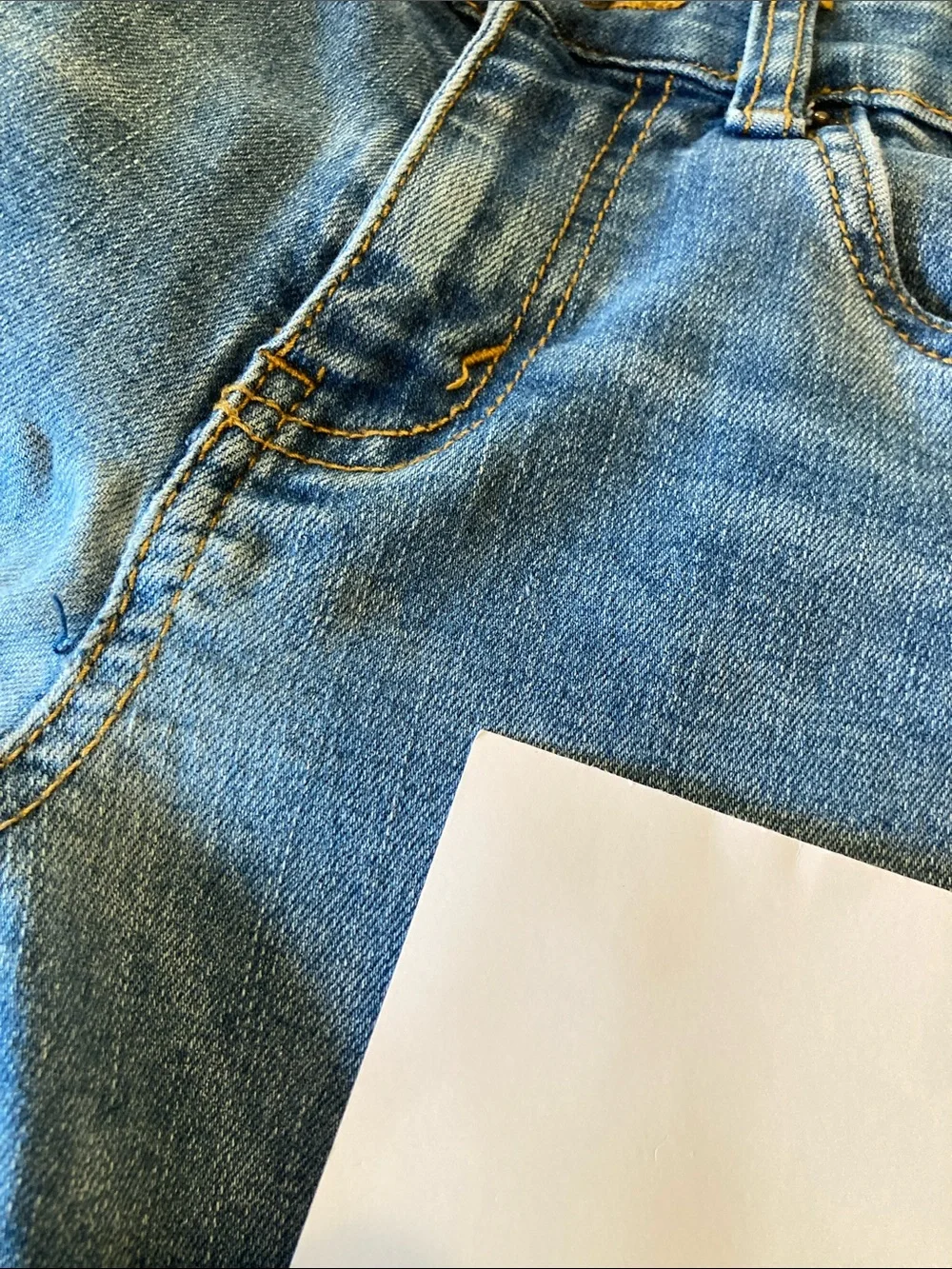 Boys Levi’s 514 blue jeans size 12 (26X27)